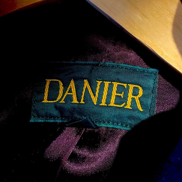 Danier suede blazer - Picture 6 of 7